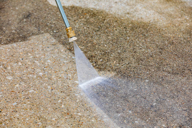 Best Rust Removal  in Peachtree City, GA